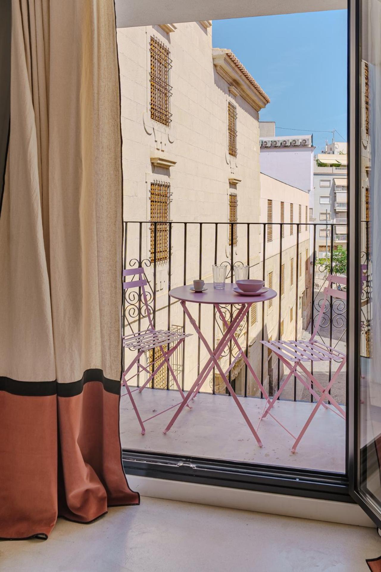 Apartment With Exceptional Charm In Historic Center Of Alicante Buitenkant foto