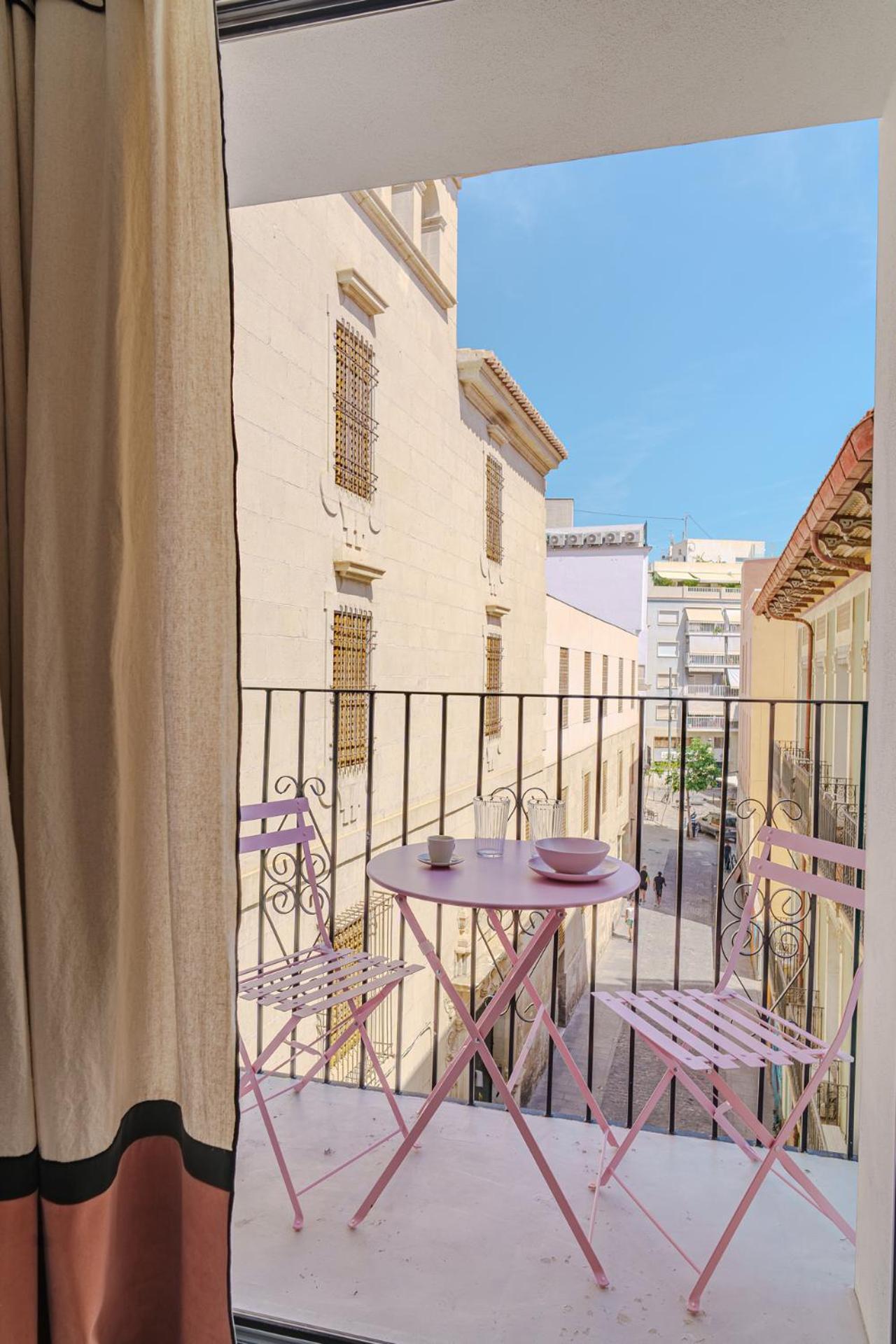 Apartment With Exceptional Charm In Historic Center Of Alicante Buitenkant foto